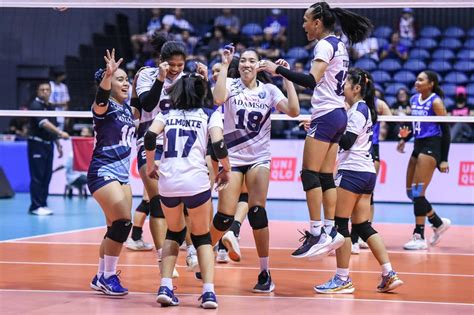UAAP: FEU fights off UST to stay undefeated; Adamson sweeps .